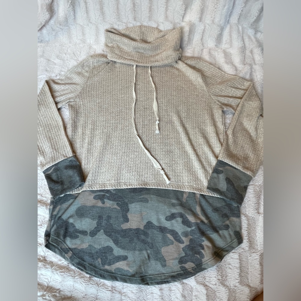 Cowl neck long sleeve